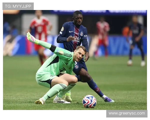 世俱杯球迷文化现象研究：足球如何影响群体认同