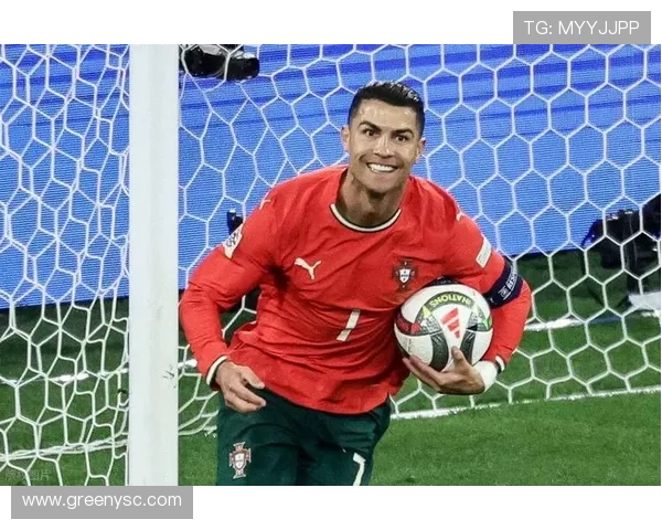 C罗从小热爱足球输球时情绪激动甚至落泪的故事